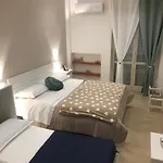 Civico 22 Silvestre 住宿加早餐酒店 那不勒斯