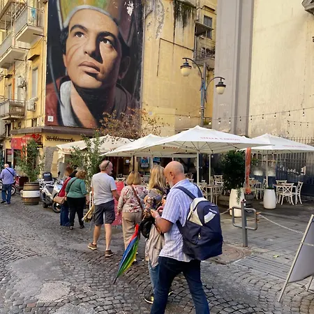 Civico 22 Silvestre Neapol