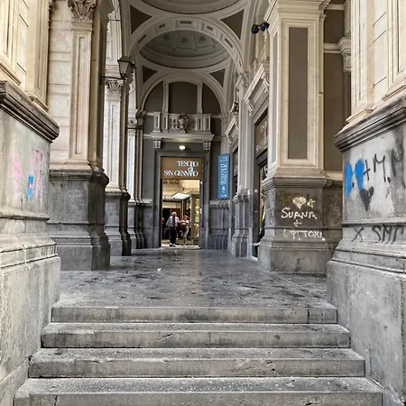 Civico 22 Silvestre Bed & Breakfast Napoli